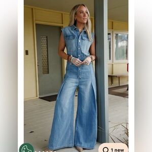 Women's Sleeveless Wide-Leg Denim Jumpsuit